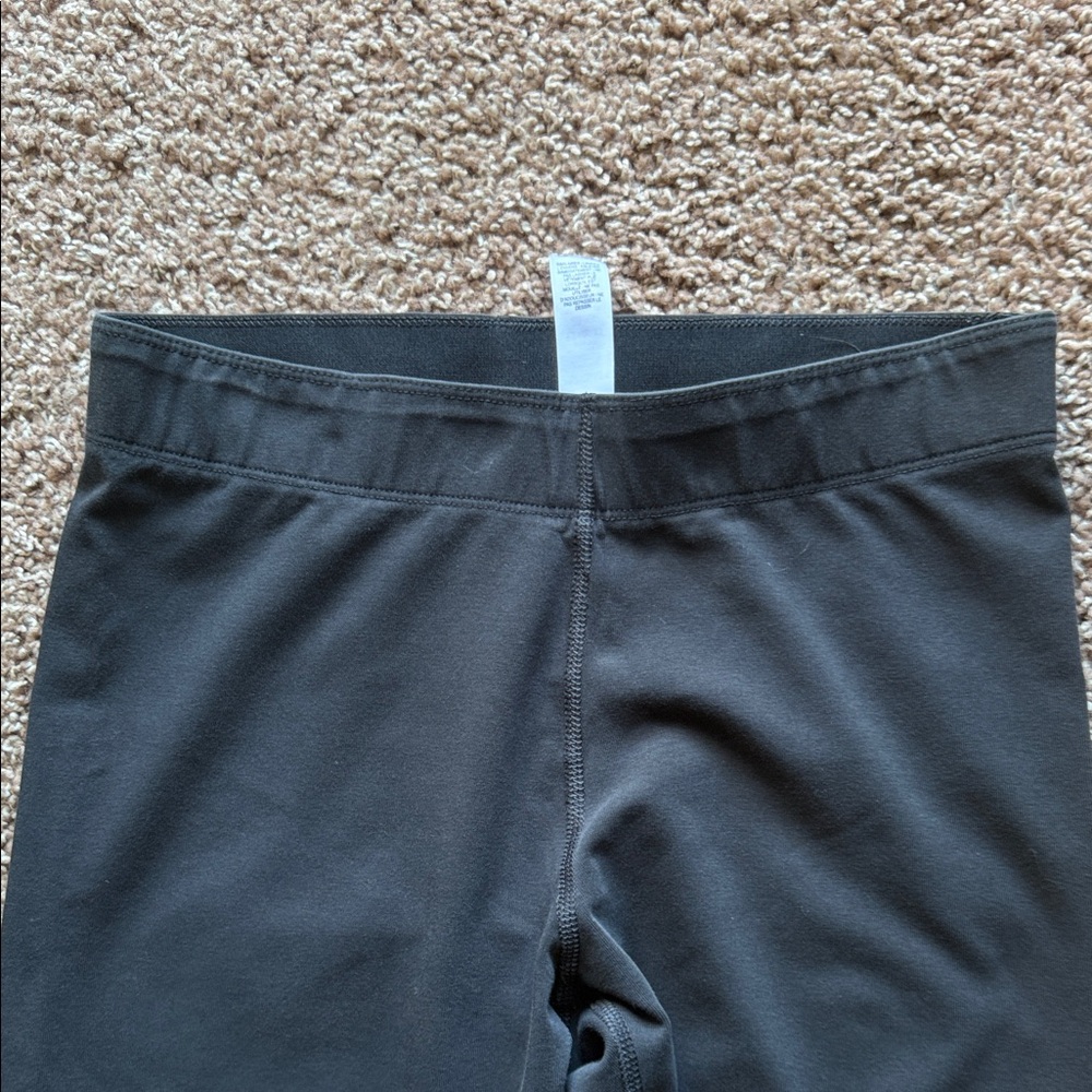 Nike Logo Slim Fit Mid-Rise Leggings - Picture 5 of 8